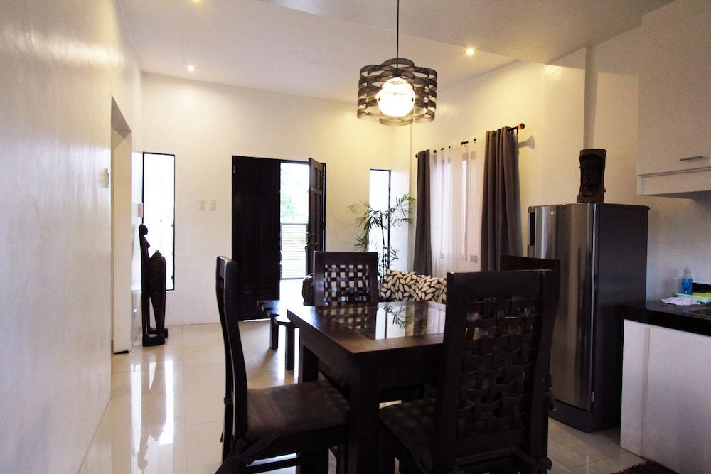 Tagaytay Summer House Tagaytay City ภายนอก รูปภาพ