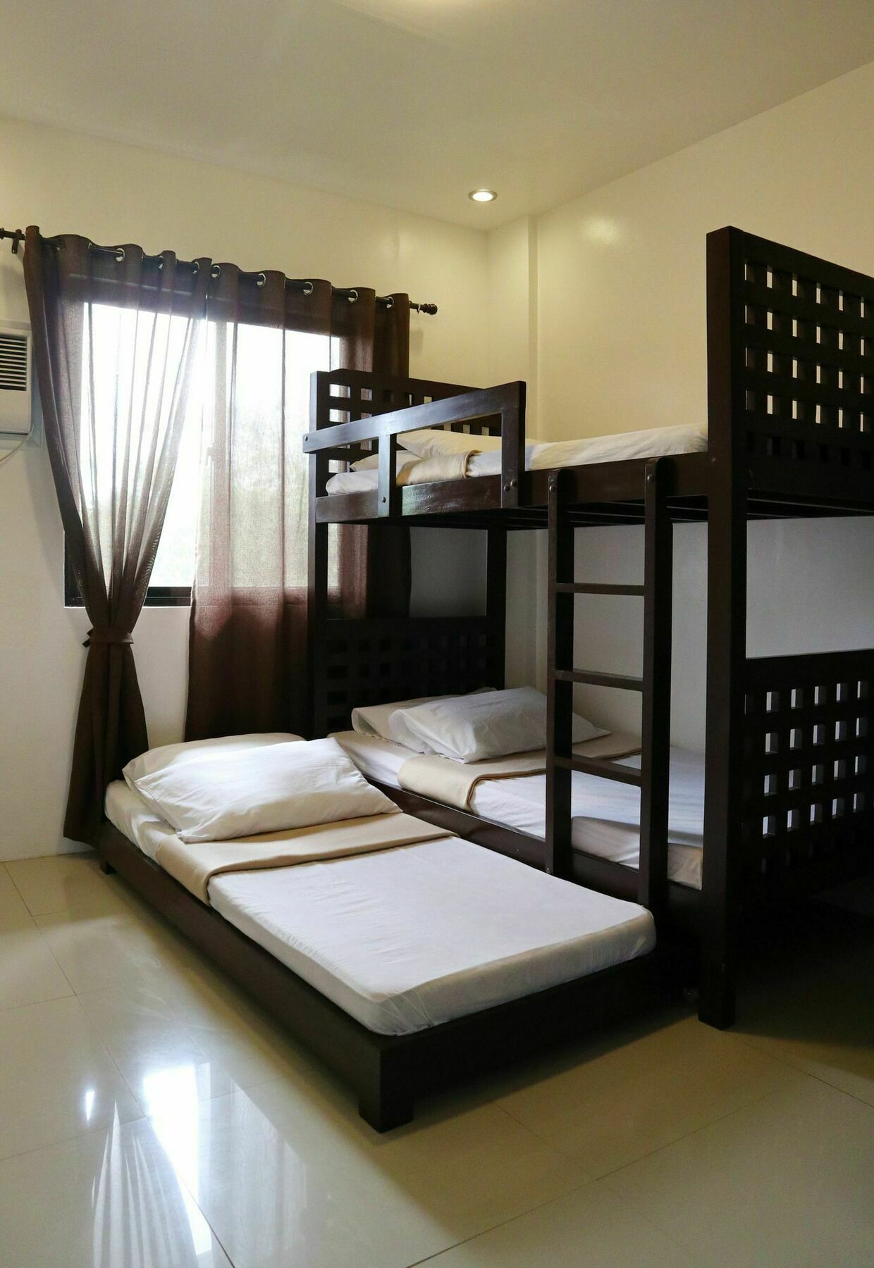 Tagaytay Summer House Tagaytay City ภายนอก รูปภาพ