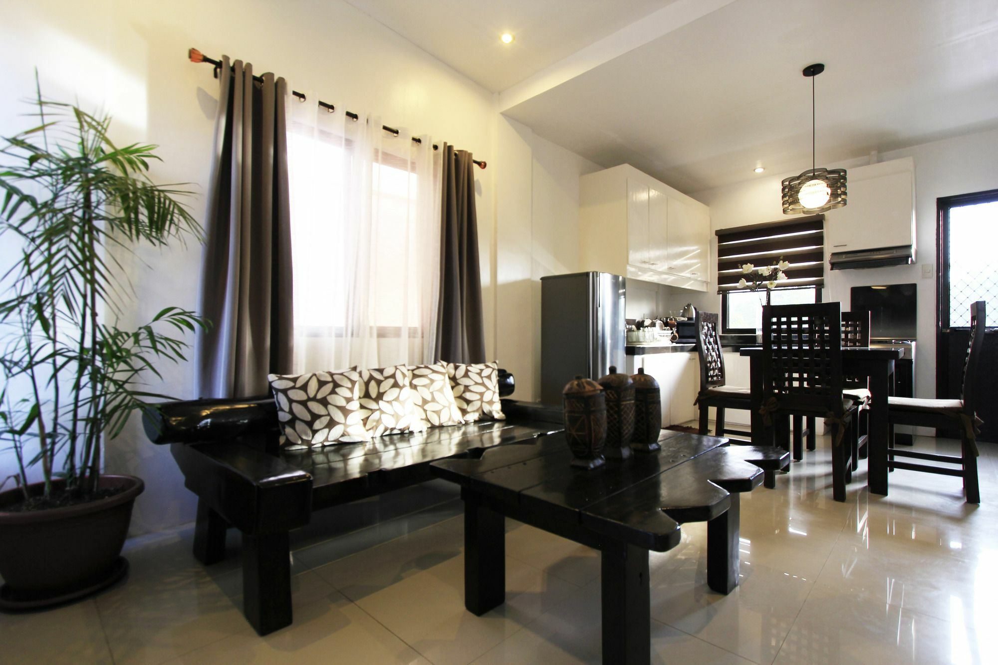Tagaytay Summer House Tagaytay City ภายนอก รูปภาพ